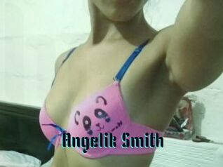 Angelik_Smith