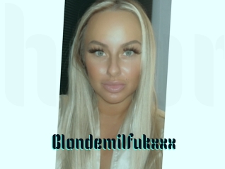 Blondemilfukxxx