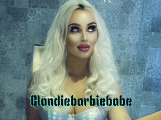 Blondiebarbiebabe