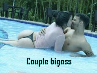 Couple_bigass