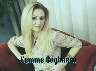 Femme_Bagheera