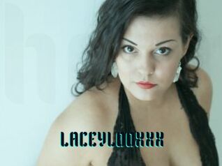 LACEYLOOXXX