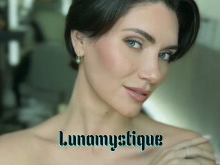 Lunamystique