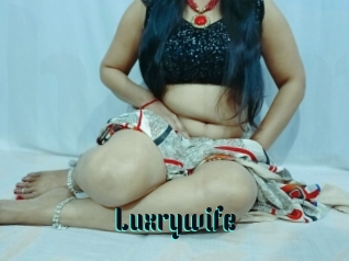 Luxrywife