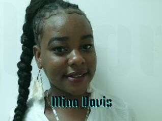 Miaa_Davis