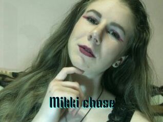 Mikki_chase