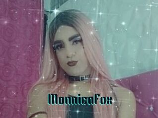 MonnicaFox