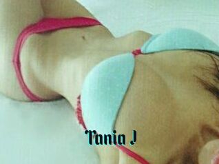 Tania_J